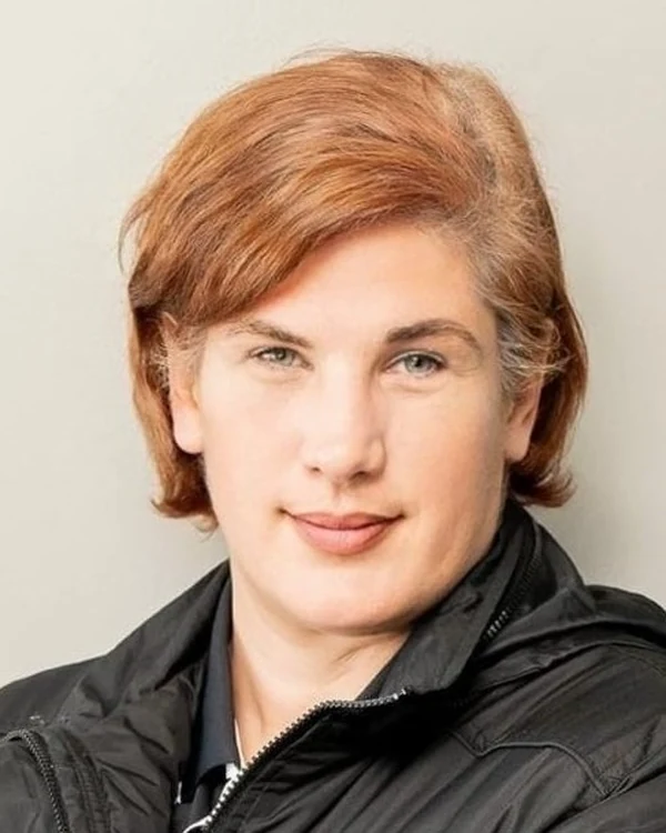 Chrismari van der Merwe, Office Administrator