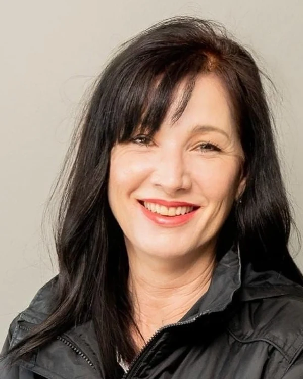 Sonja Koen, Office Administrator