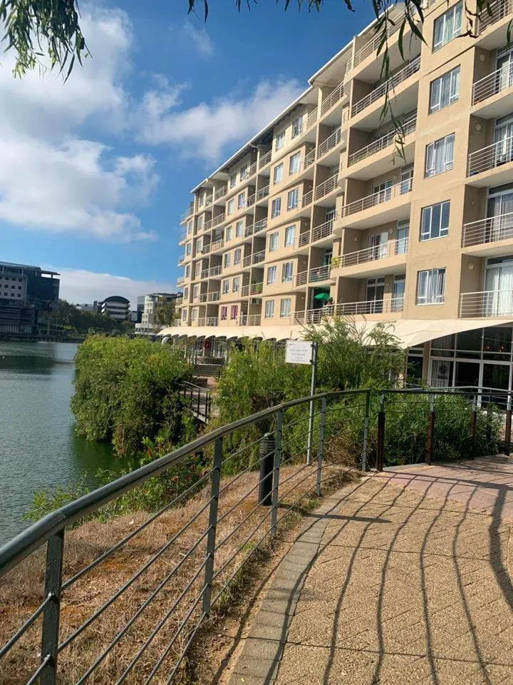 2 Bedroom Apartment / Flat to rent in Tyger Waterfront