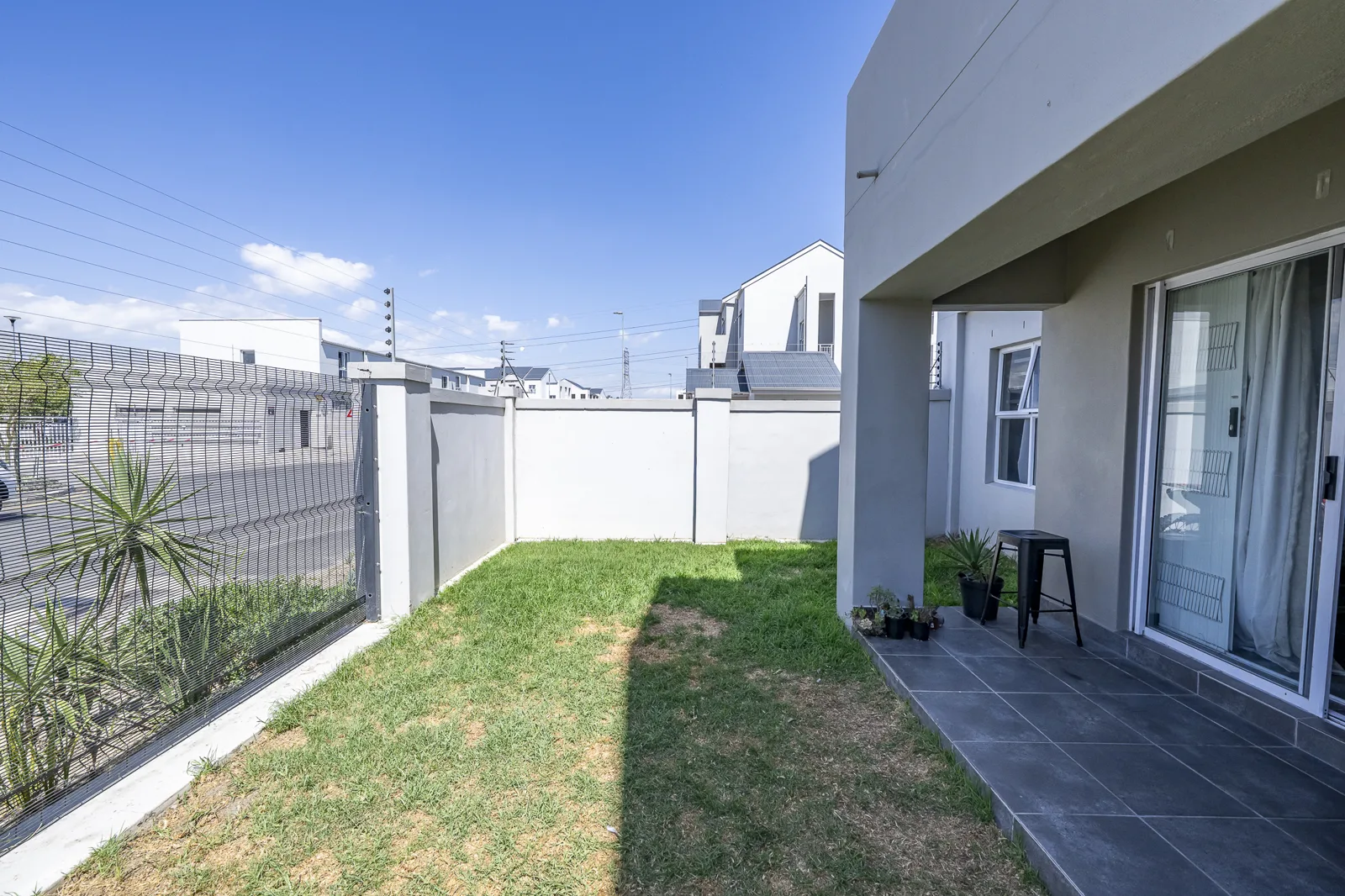 Beautiful 2-Bedroom Ground Floor Apartment for Sale – Ideal for Investors & First-Time Buyers