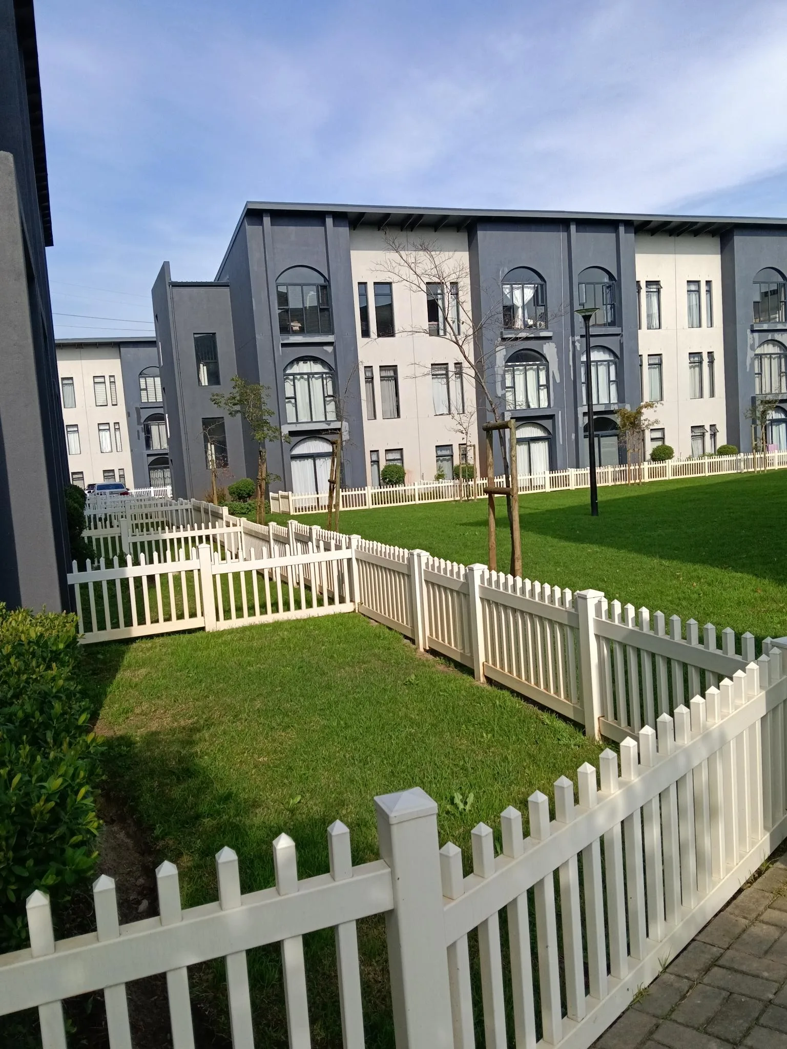 MODERN 2 bedroom apartment on the 2nd floor in Brackenfell South