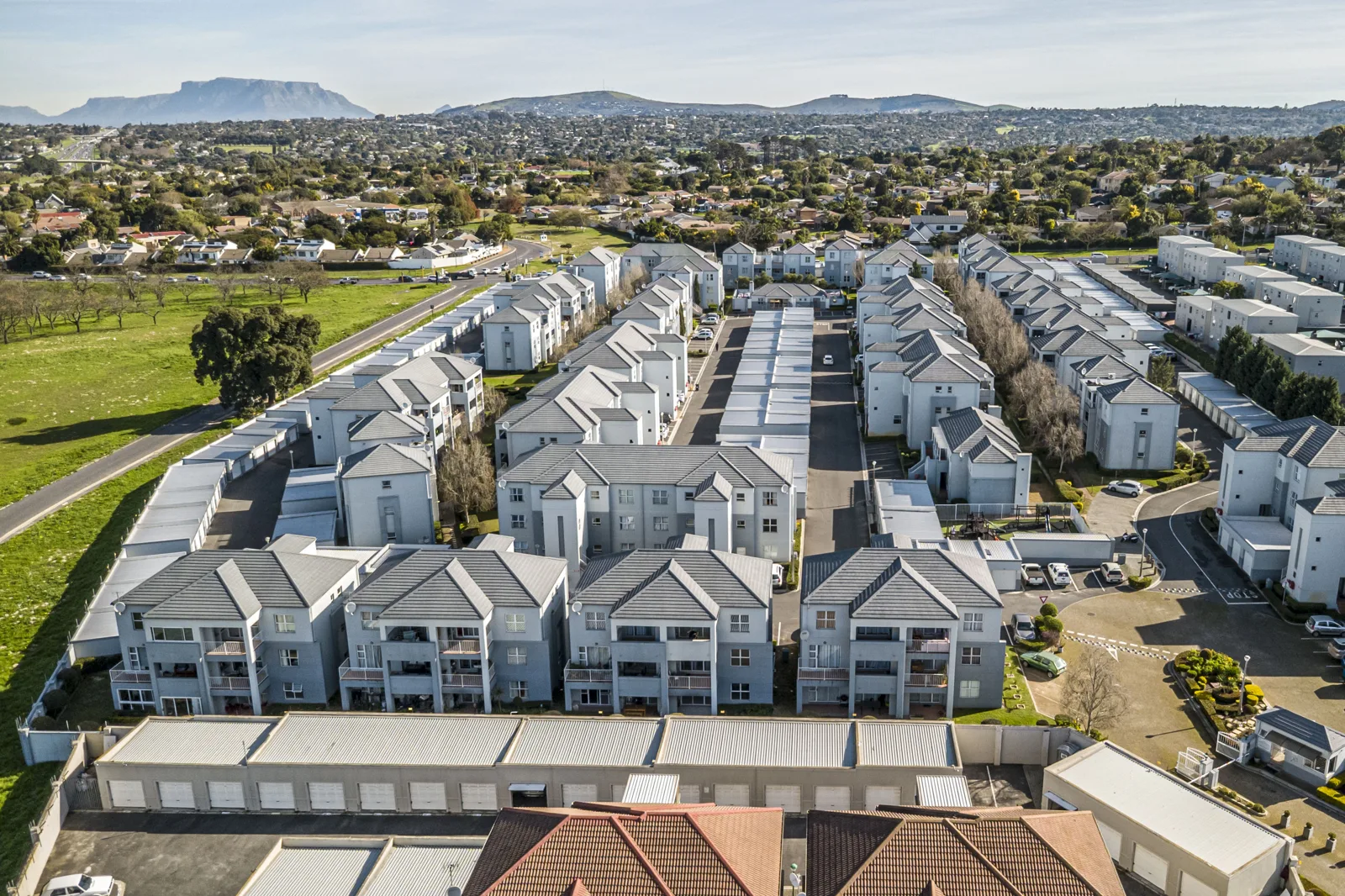 Very spacious 3 bedroom apartment in popular Vredekloof Square for sale