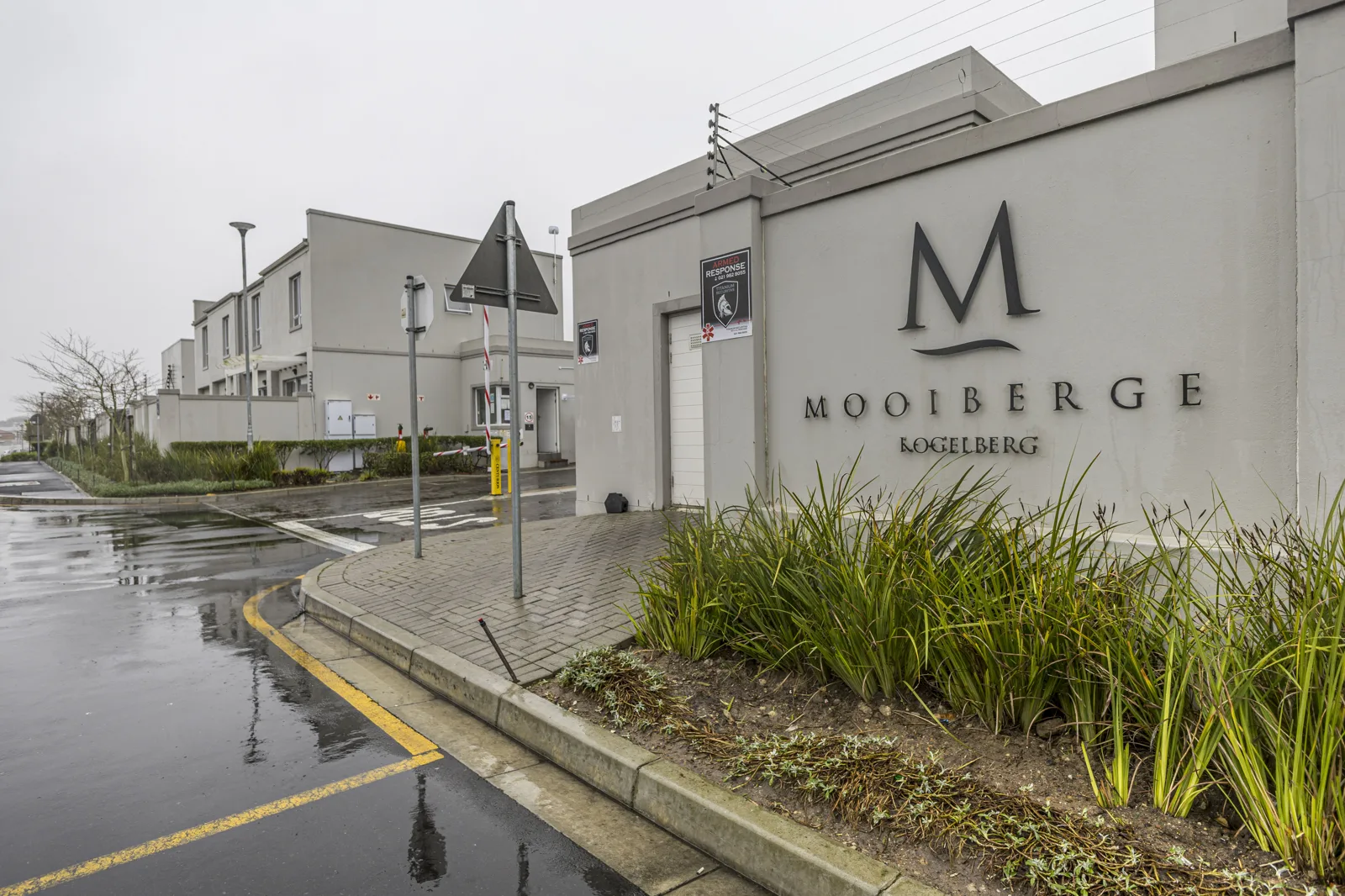 2 Bedroom Duplex Sold in Mooiberge