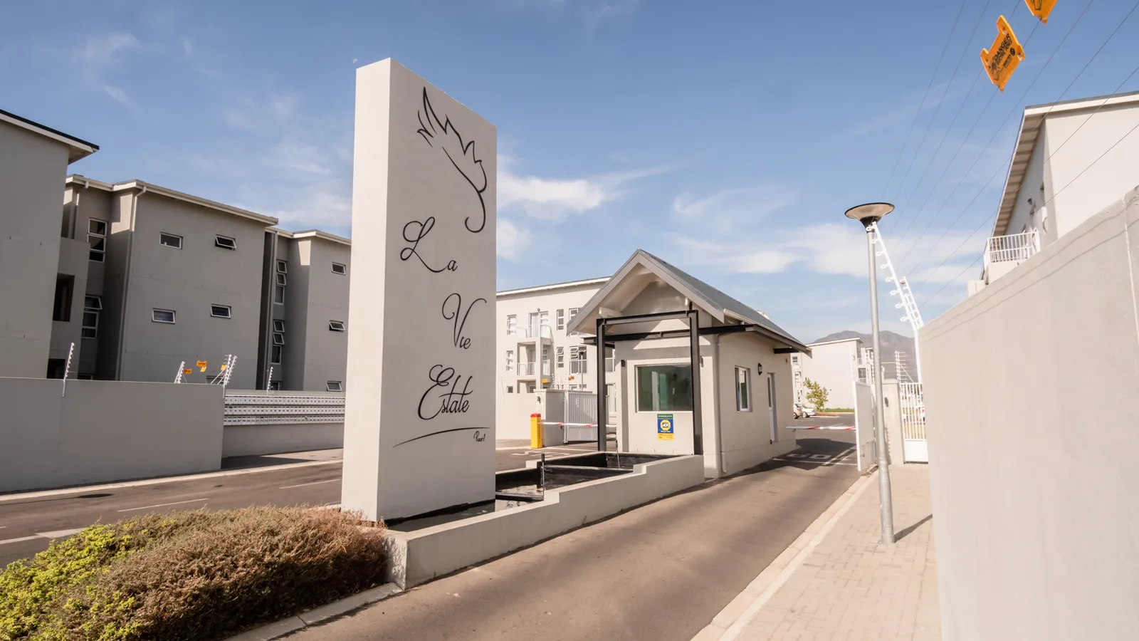 Ideal investment opportunity otherwise perfect for the first time buyer!
