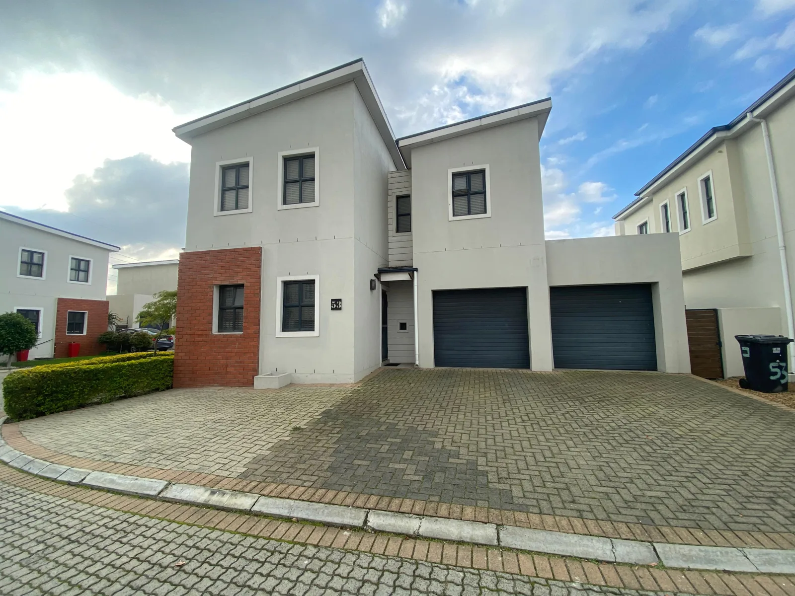 MODERN SPACIOUS 3 Bedroom Home in Security Estate