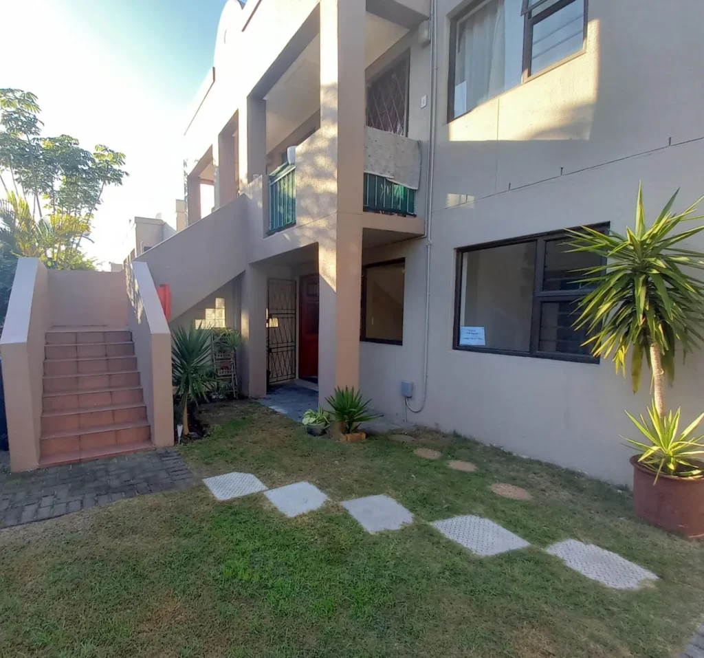 IMMACULATE 1 BED GROUND FLOOR APARTMENT