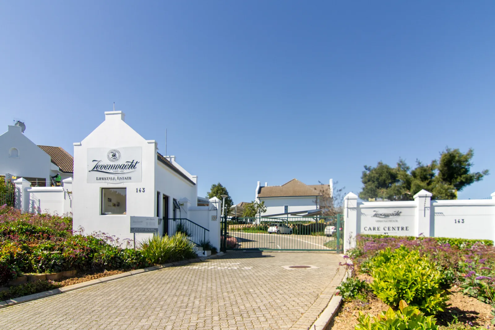 Neat 1 Bedroom Ground Floor Unit in Zewenwacht Retirement Lifestyle Village